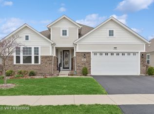 3635 Chesapeake Ln, Naperville, IL