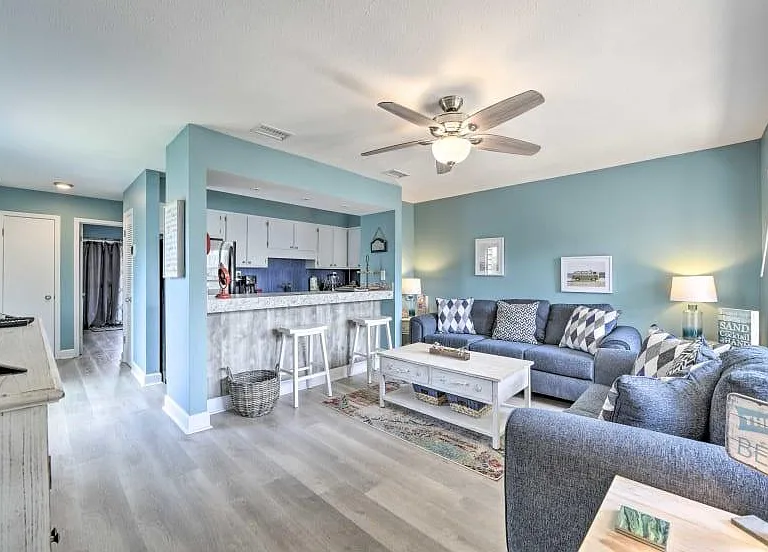 6829 Thomas Dr — Photo 1