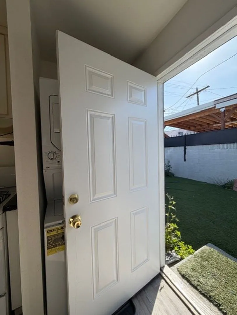3320 W 66th Street — Photo 2