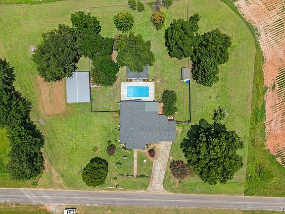 5th image of 132 County Road 552