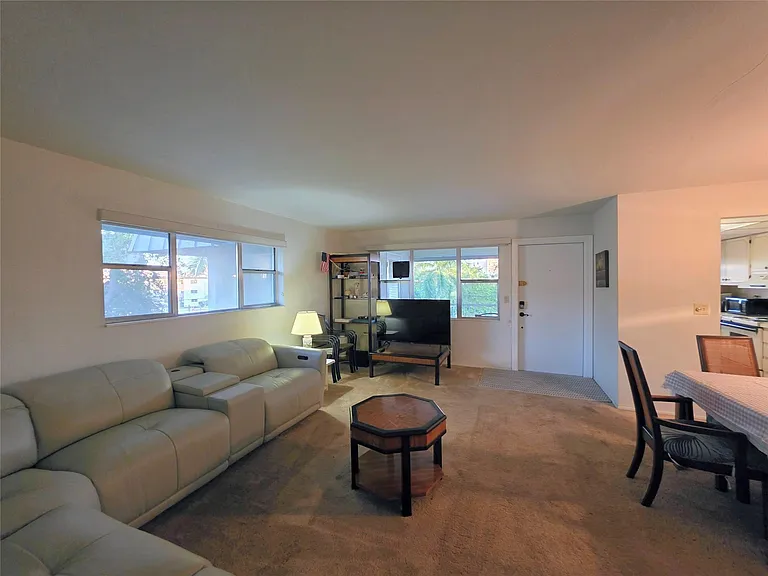 300 Layne Blvd #301 — Photo 6
