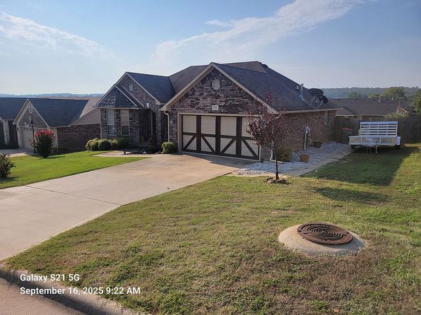 1141 Madeleine Ct