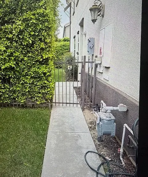 7601 N Justice Way — Photo 4