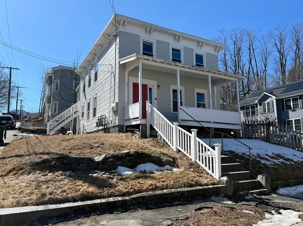 28 Maple St, Fitchburg, MA 01420