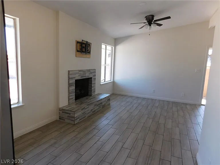 3905 Starflower Ct — Photo 9