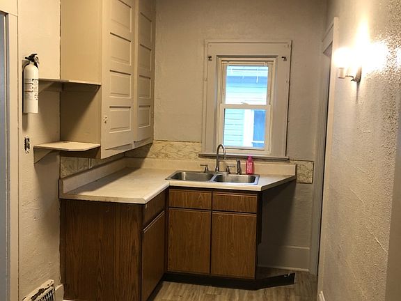 3rd image of 58 Gordon St