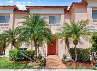 542 NW 208th Ter #542, Hollywood, FL 33029