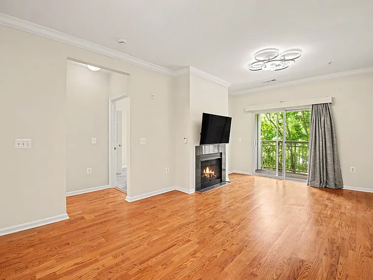 9490 Virginia Center Blvd #327 — Photo 10