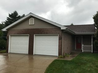 704 Eastgate Pl, Traverse City, MI 49686