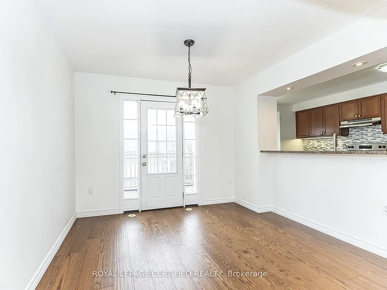 561 Speyer Cir — Photo 13