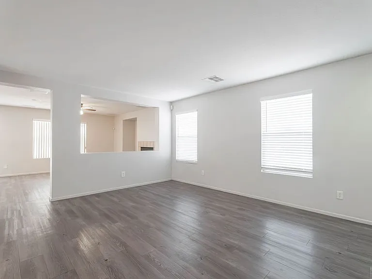5531 Doubleday St — Photo 2
