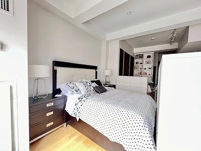 40 Fay St #407 — Photo 9