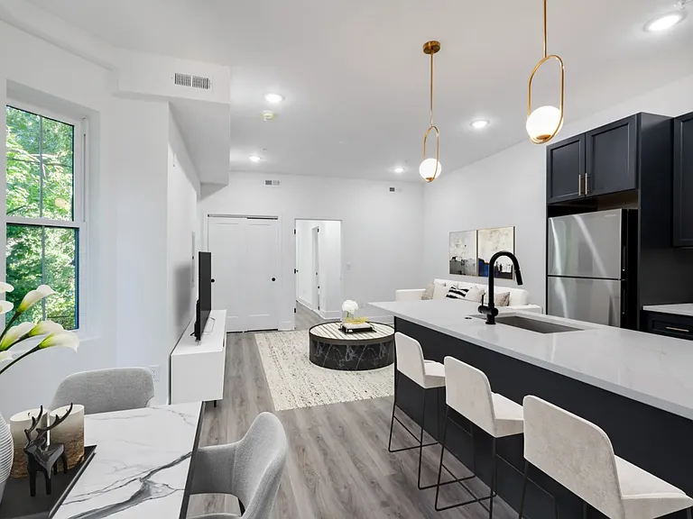 4735 Hazel Ave — Photo 1