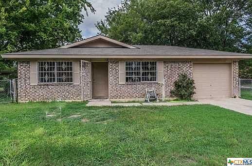 1st image of 1801 Clarawood Dr