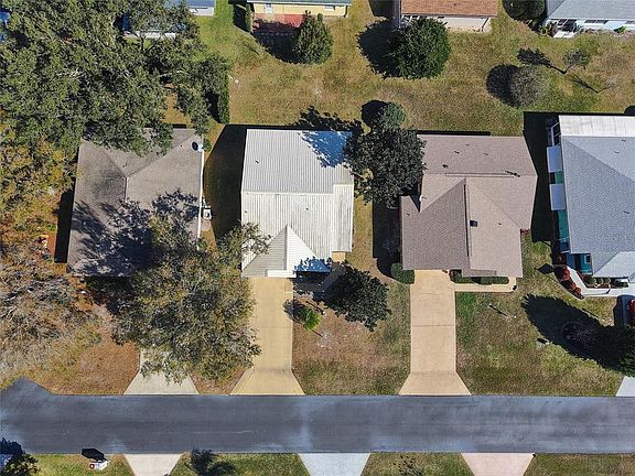 4th image of 1626 Willow Run