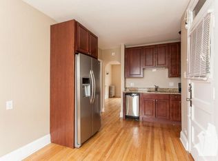 2101 W Ainslie St #E2, Chicago, IL 60625