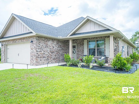 2nd image of 9908 Lakeview Dr