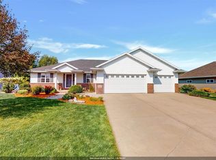 1432 Honor Way, De Pere, WI 54115