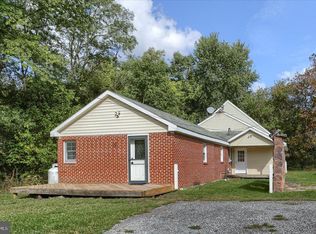988 York Rd, Dillsburg, PA 17019