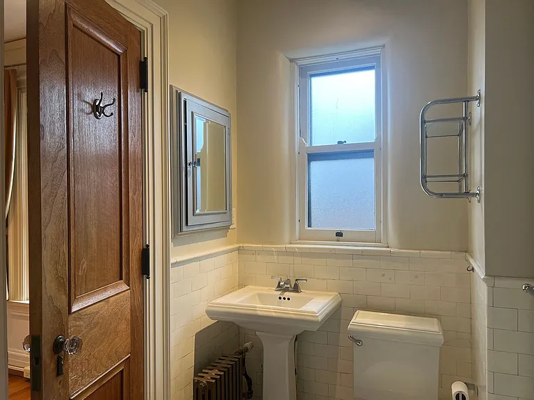 The EB Green Residence — Photo 24