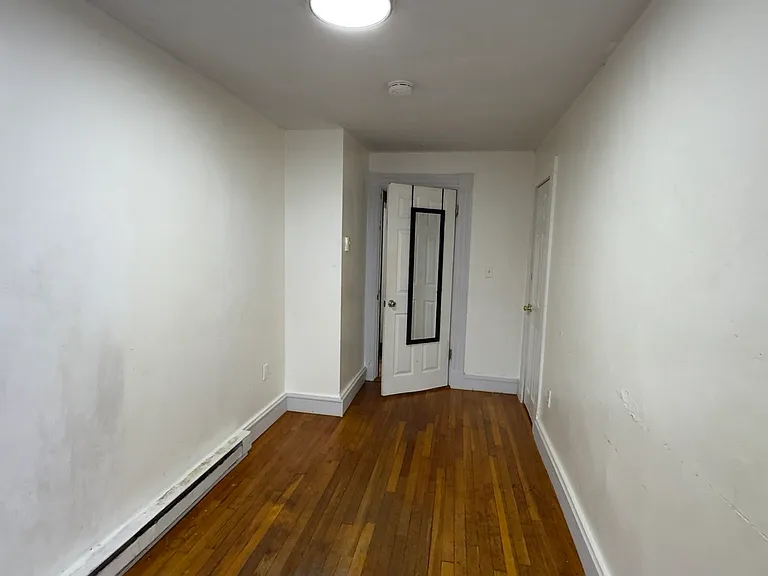 107 Bloomfield St #3 — Photo 9
