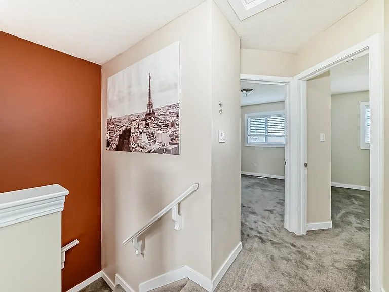 2362 29a Ave NW — Photo 42