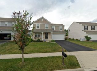 2403 Angelfire Dr #1, Grove City, OH 43123