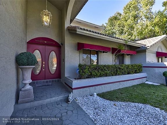 4th image of 2112 Cherry Hills Way
