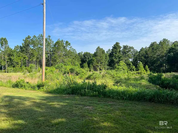20979 Robinson Ln, Gulf Shores, AL 36542
