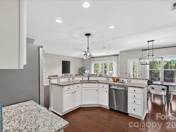 5th image of 2747 Dunlin Dr