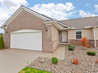 2819 Eunice Cir, Adrian, MI 49221