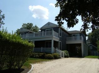 43 Gansett Ln, Amagansett, NY 11930