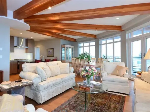 1420 Johnston Rd #406, White Rock, BC V4B 3Z5
