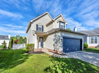 554 Hastings Ct, Akron, OH 44319