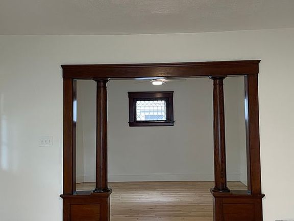 5th image of 1614 Ridgewood Ave