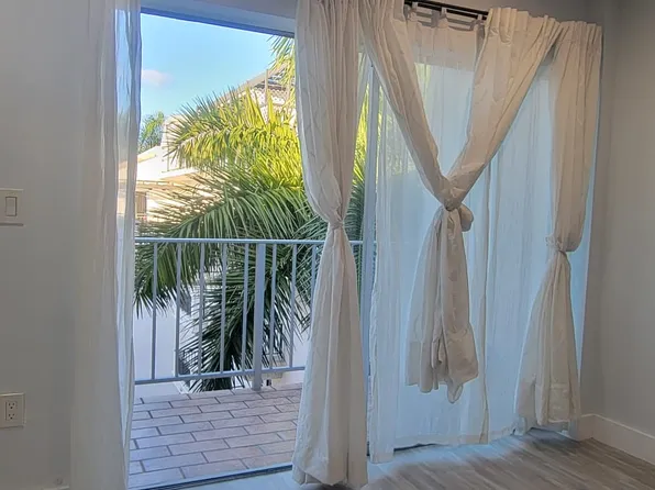 221 Meridian Ave APT 511, Miami Beach, FL 33139