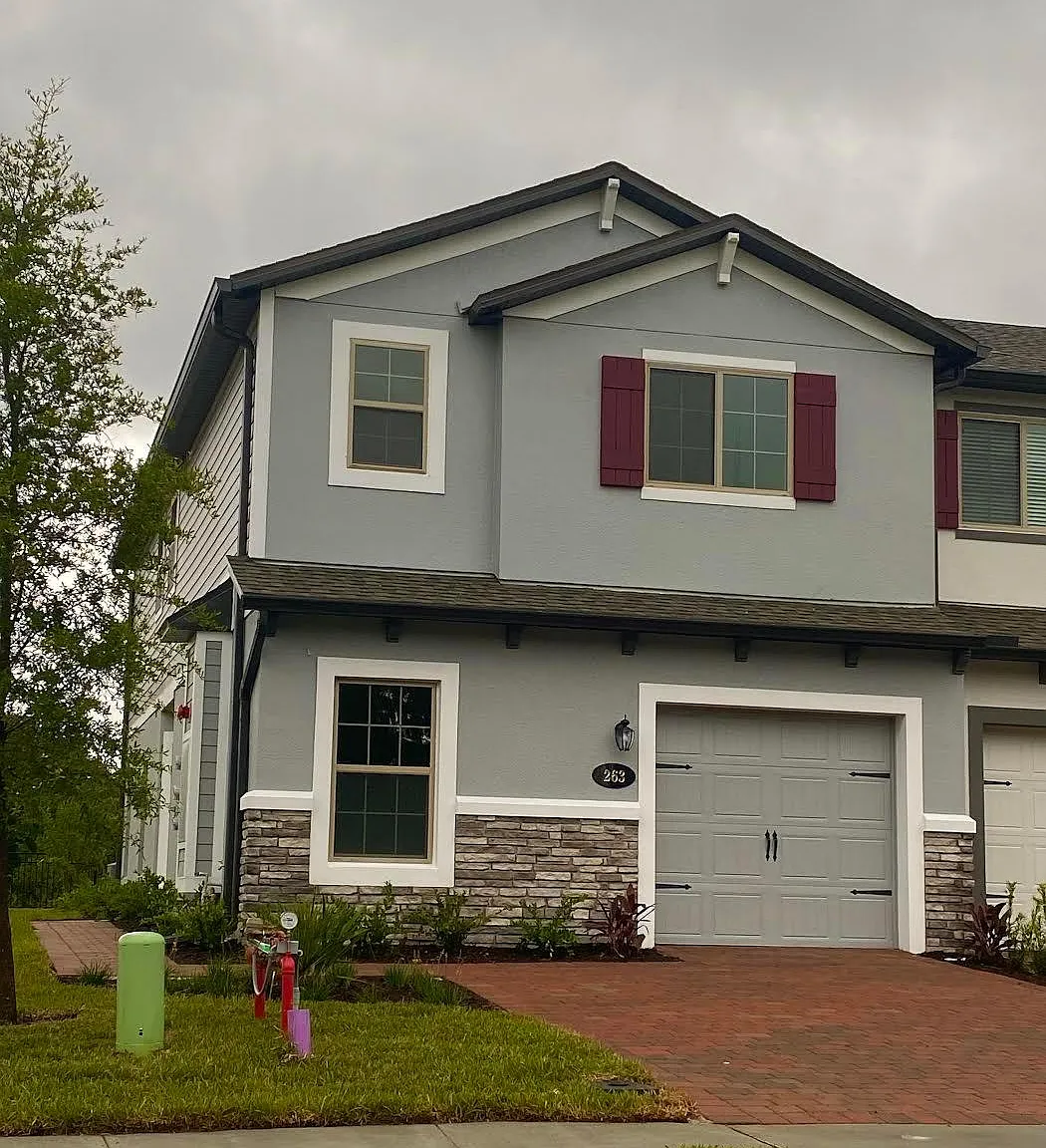 4 bed, 1769 sqft, $2,900 — Photo 1