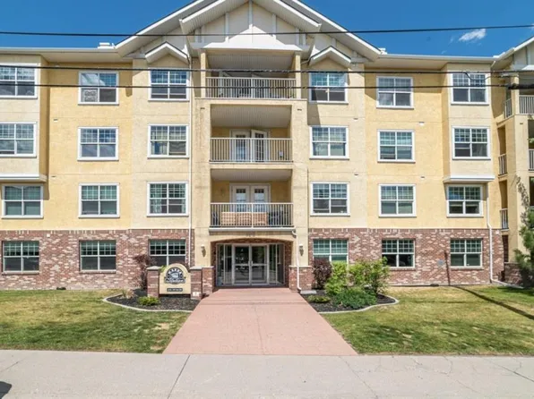 2212 S 34th Ave SW #3, Calgary, AB T2T 2C6