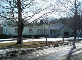 2 Cherry St, Middleboro, MA 02346