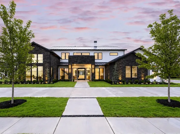 327 Longview Pl, Rockwall, TX 75032