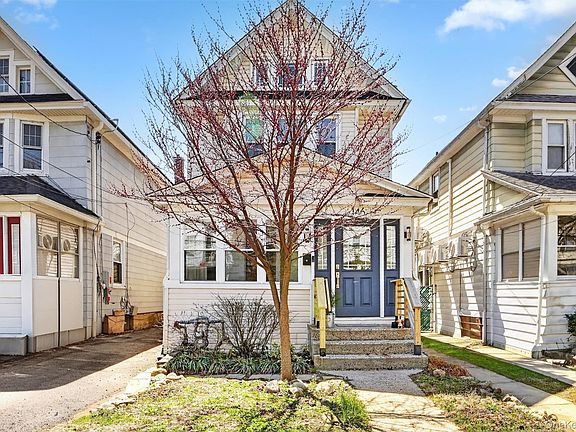 3rd image of 146 Beechwood Avenue