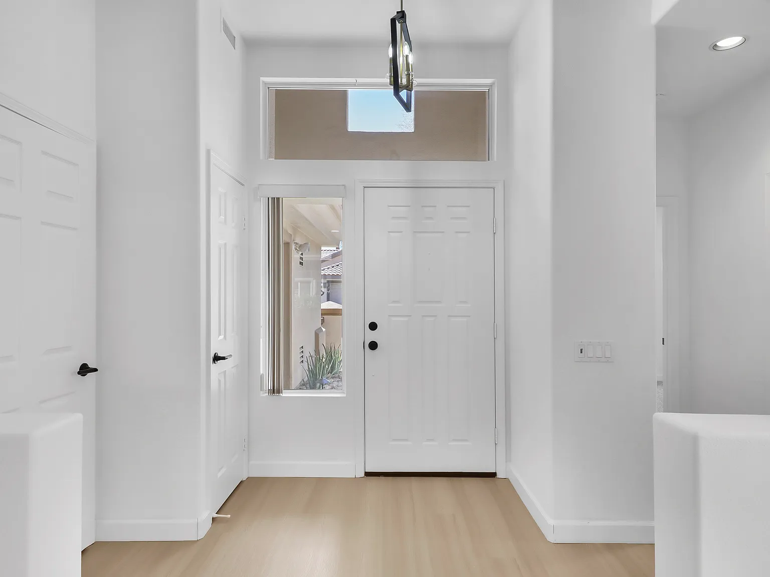 2 bed, 1540 sqft, $3,950 — Photo 2