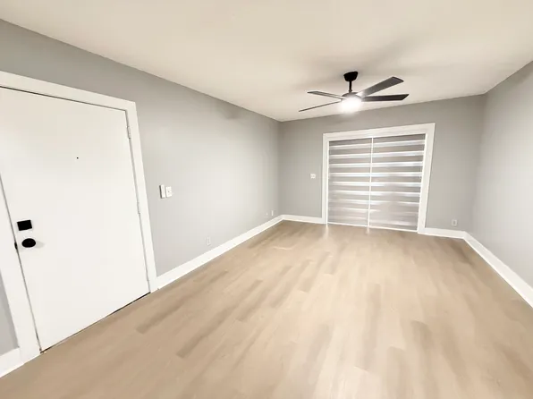 1830 Abbey Rd, West Palm Beach, FL