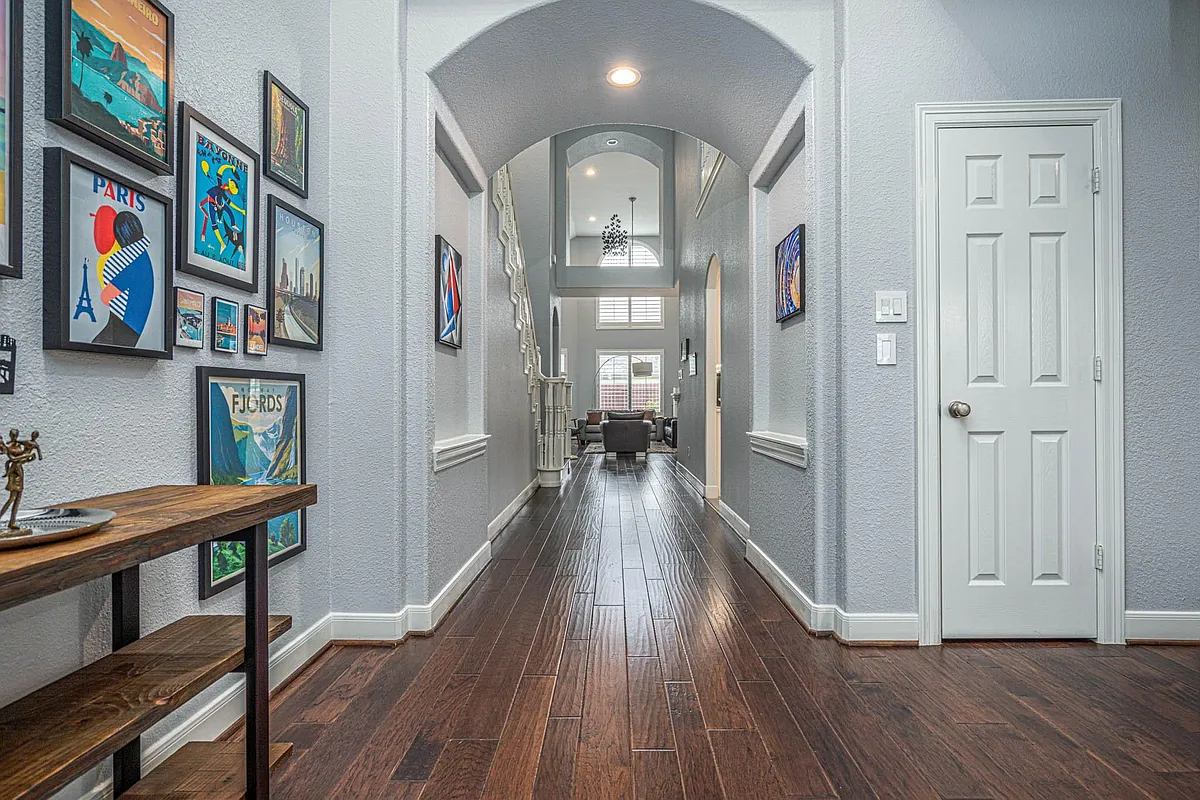 Building Photo - 5907 Ballina Canyon Ln