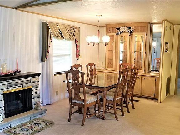4th image of 6314 Bayberry Blvd NE