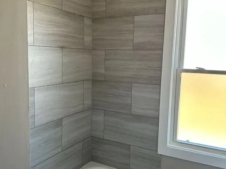 1401 Superior Ave #1 — Photo 6