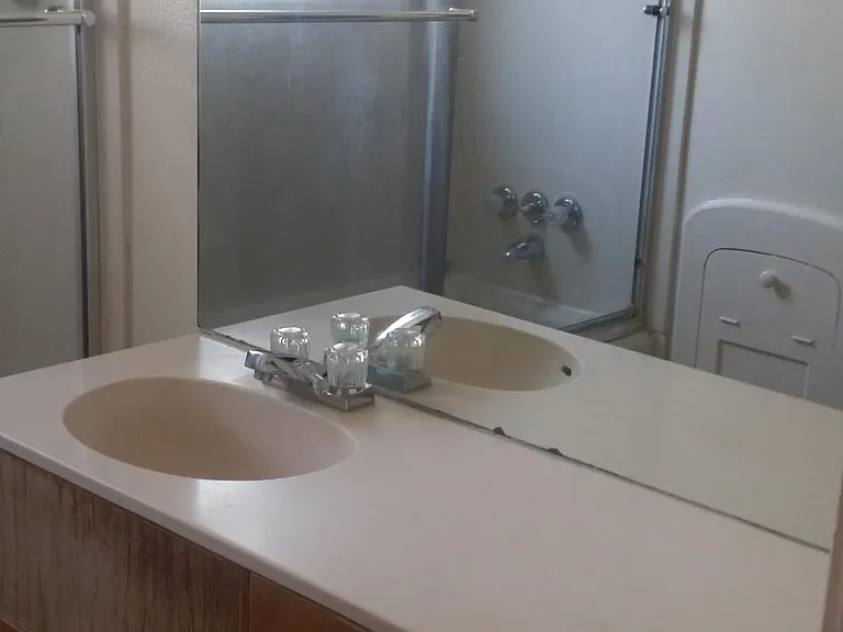 401 Hermosa Dr NE — Photo 21
