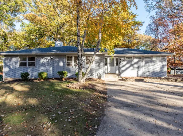 1339 Park Ave, Winthrop Harbor, IL 60096