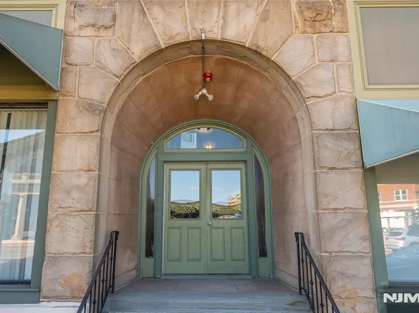 295 Bloomfield Avenue #C0007, Montclair, NJ 07042