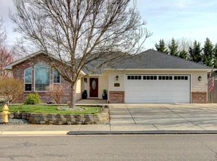 134 Meadowbrook Dr, Central Pt, OR